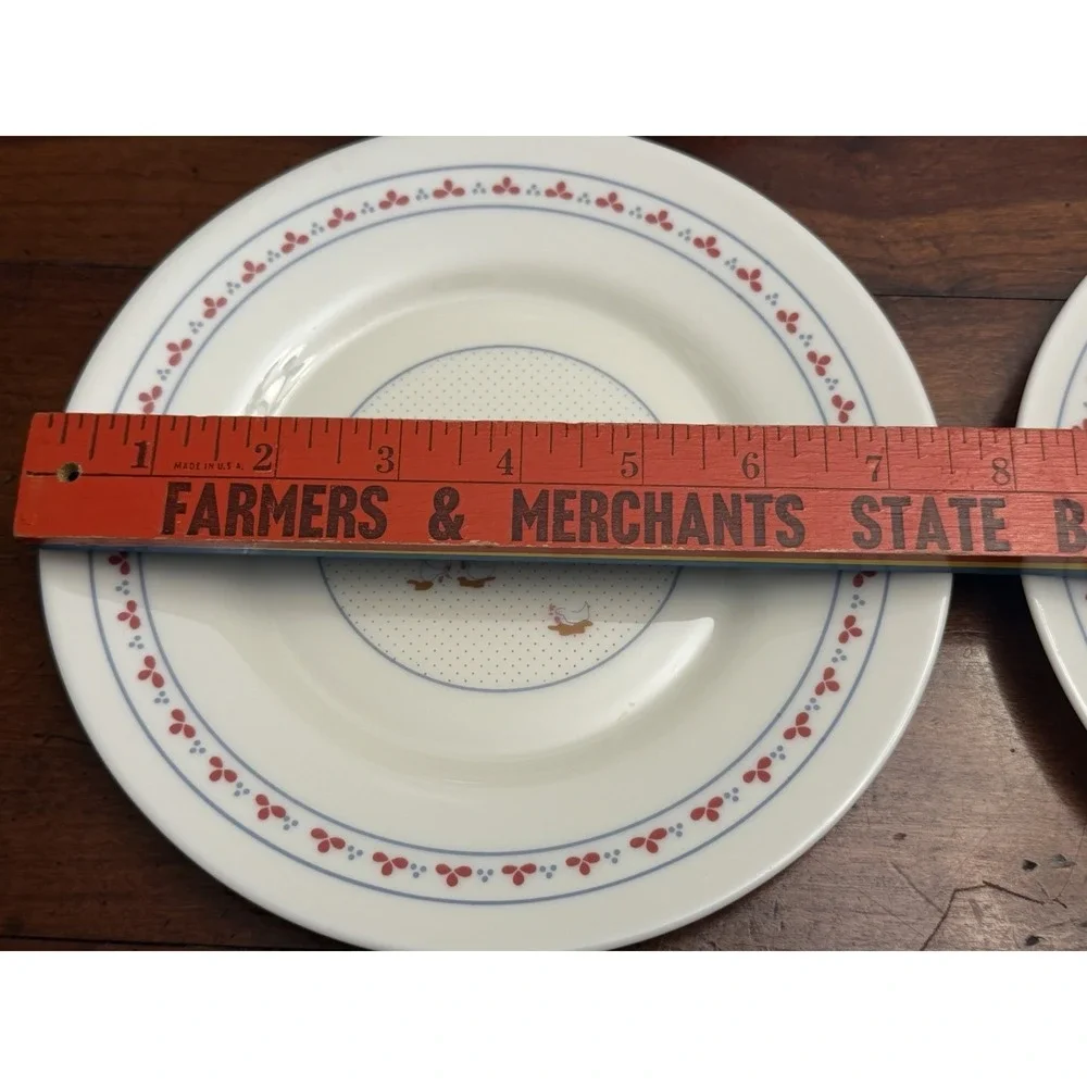Vintage Arcopal France Farm House Scene 7.5